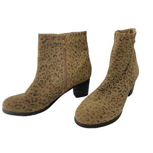 Matisse Stellah Leopard Print Suede Boots Womans Sz 11W Block Heel Whipstitch